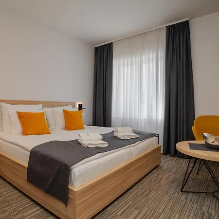 Maestro - Rooms & Restaurant Vukovar Exterior photo