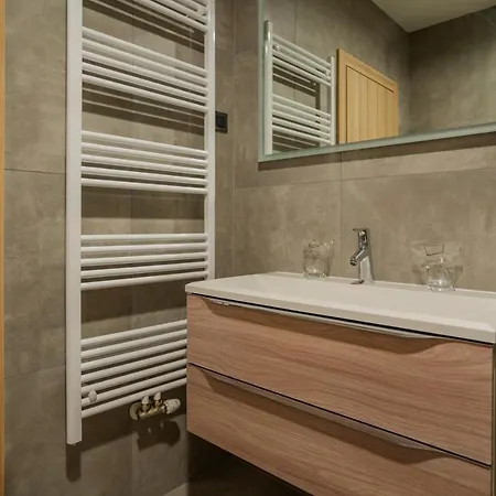 Maestro - Rooms & Restaurant Vukovar Exterior photo